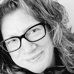 Meet your Posher, Cindilou